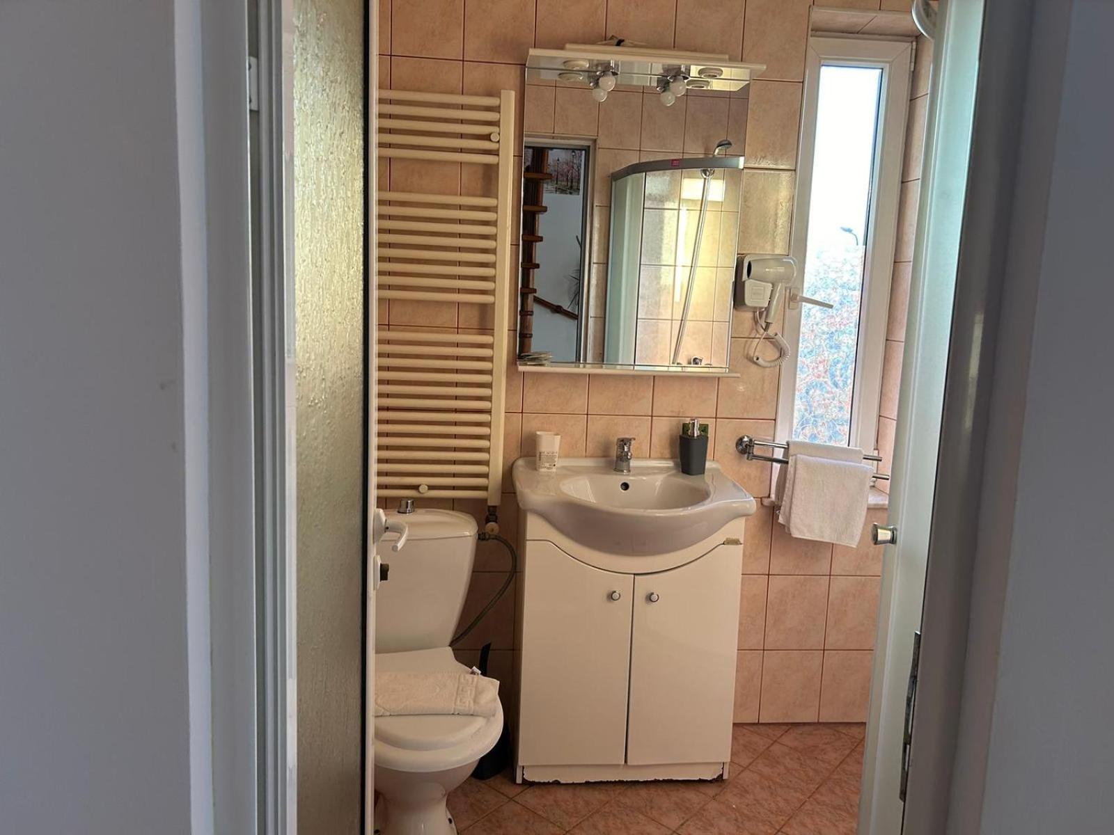Ambra Room'S Brasov Exterior photo