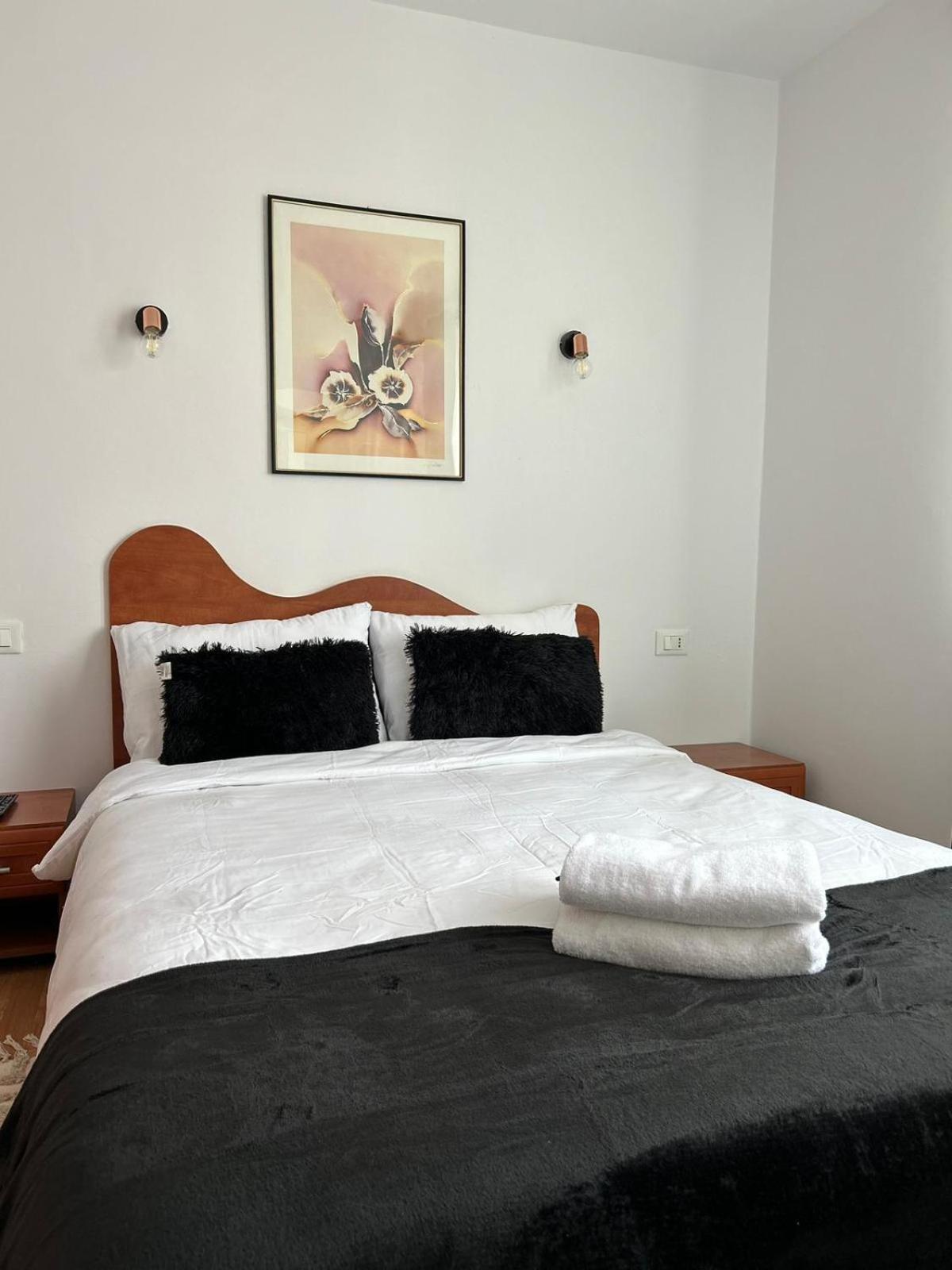 Ambra Room'S Brasov Exterior photo